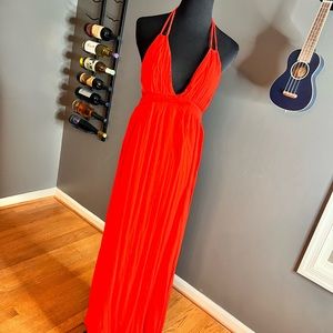 FOREVER 21 red maxi M